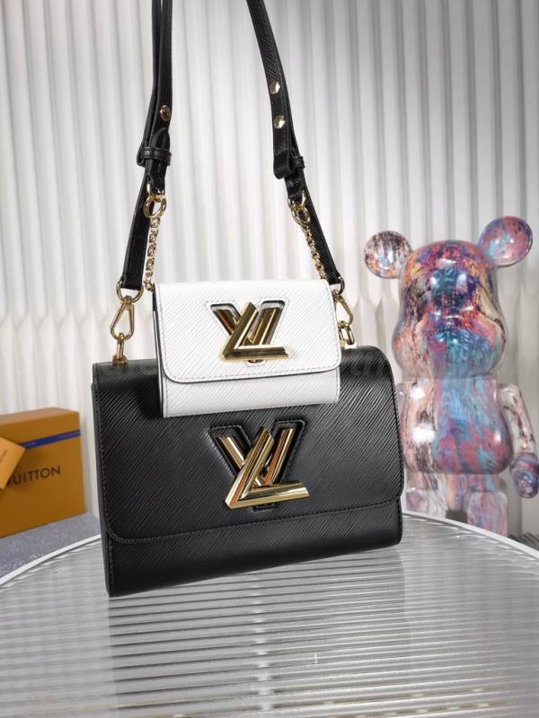 LV Handbags 450